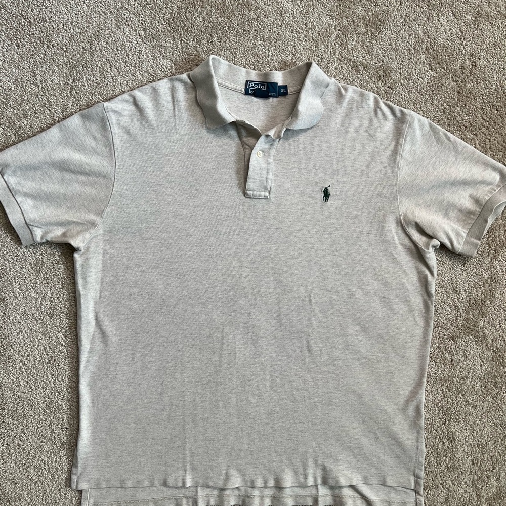 Vintage Ralph Lauren Light Gray Polo Shirt for Men with Green Logo